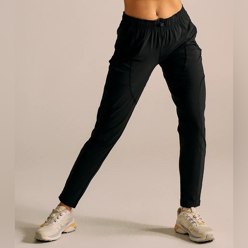 Outdoor Voices Women's Jog Pant Black NWT